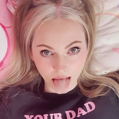 bubblegumbl0ndie OnlyFans picture