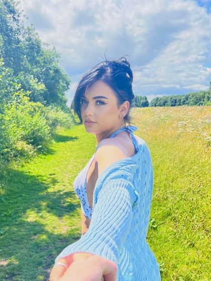 Best Hot Jocelyn OnlyFans Accounts | FansMetrics.com