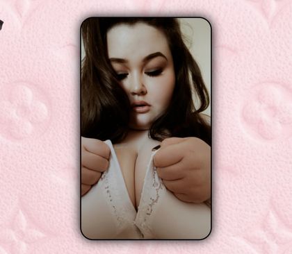 lilstrawbsx OnlyFans picture