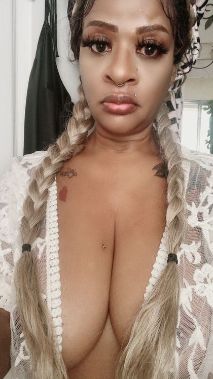 hunnibunchic OnlyFans picture