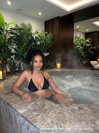 21islandgirl OnlyFans picture