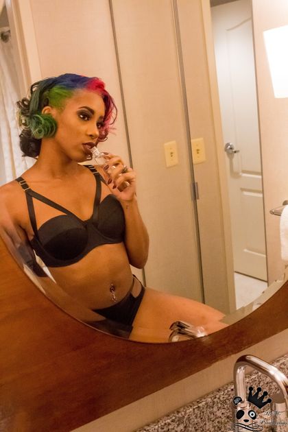 tinysirenx OnlyFans picture