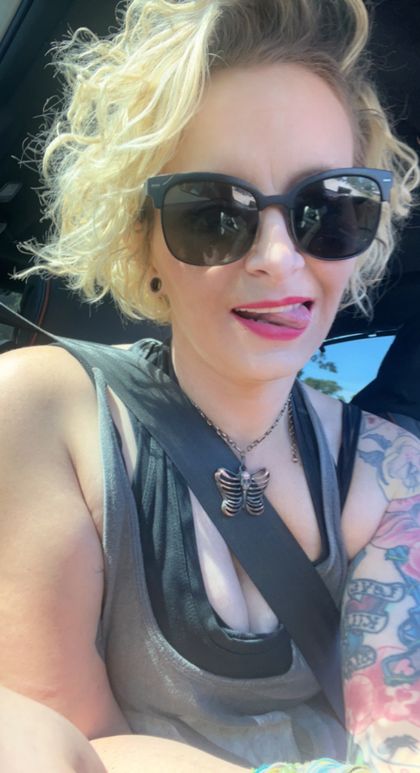 lady_ullie OnlyFans picture