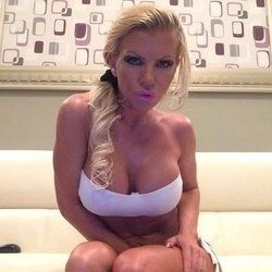 modelmiadoll OnlyFans picture
