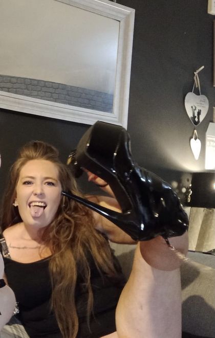 scarlettsavx3x OnlyFans picture