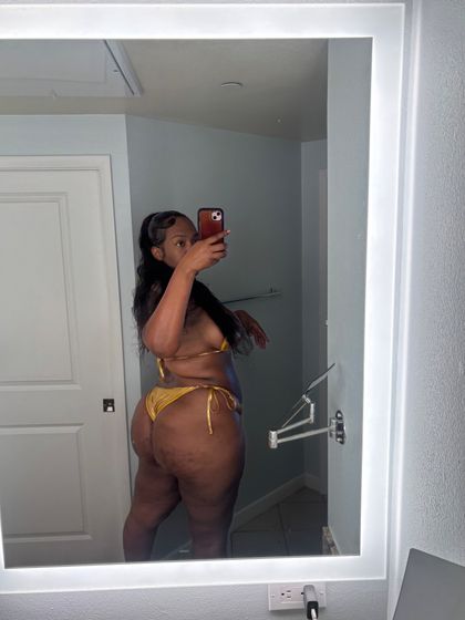 awwkwardddd OnlyFans picture