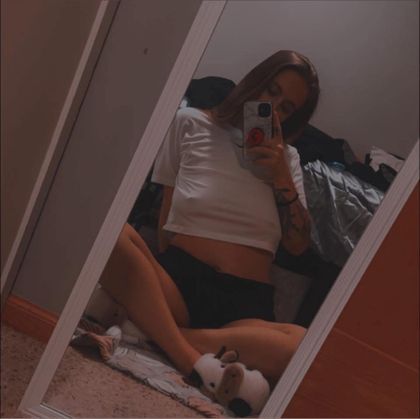 nicolek99 OnlyFans picture