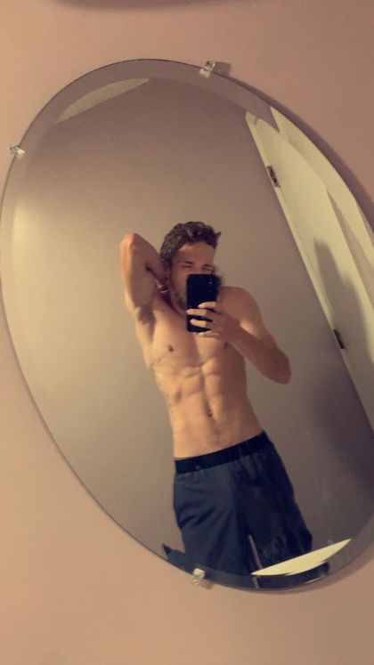 u105522303 OnlyFans picture