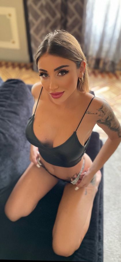 goddessluciapr OnlyFans picture