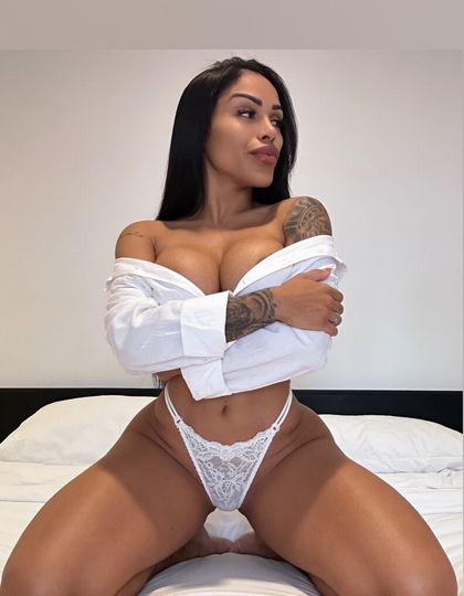 millabakerr OnlyFans picture