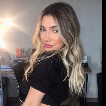 Best Oanaelisa OnlyFans Accounts | FansMetrics.com