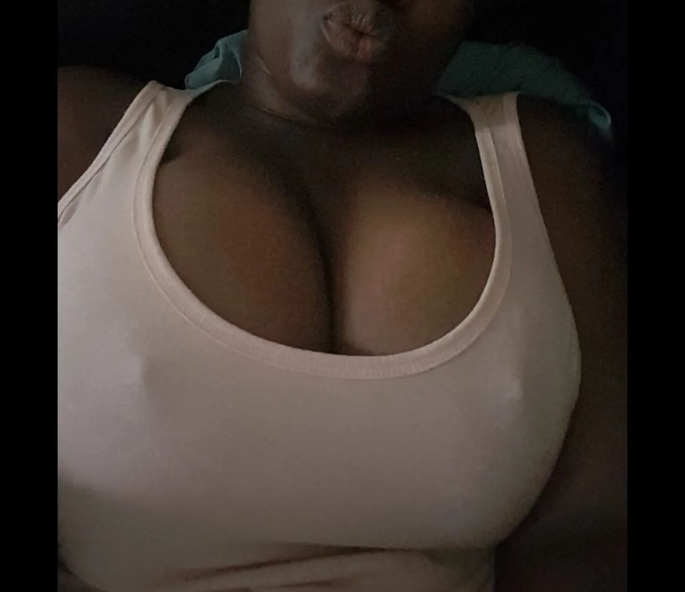 ladieliquorice18 OnlyFans profile picture
