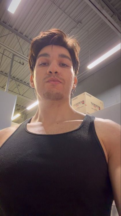 alexhoushan22 OnlyFans picture