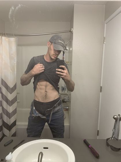u70586523 OnlyFans picture