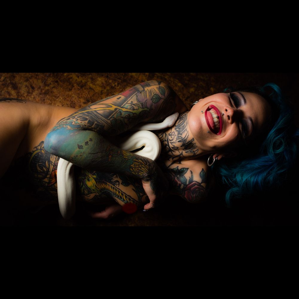 poisonblue OnlyFans profile picture