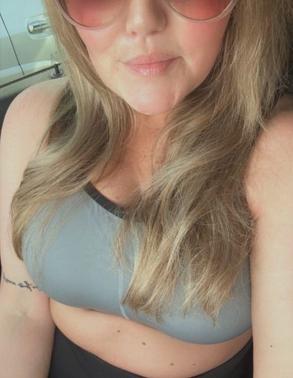 miss_adventuring_alot OnlyFans picture