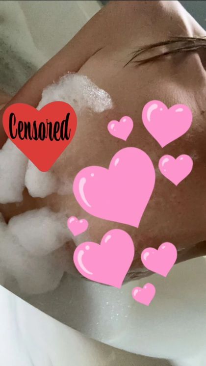 southernnudewife OnlyFans picture