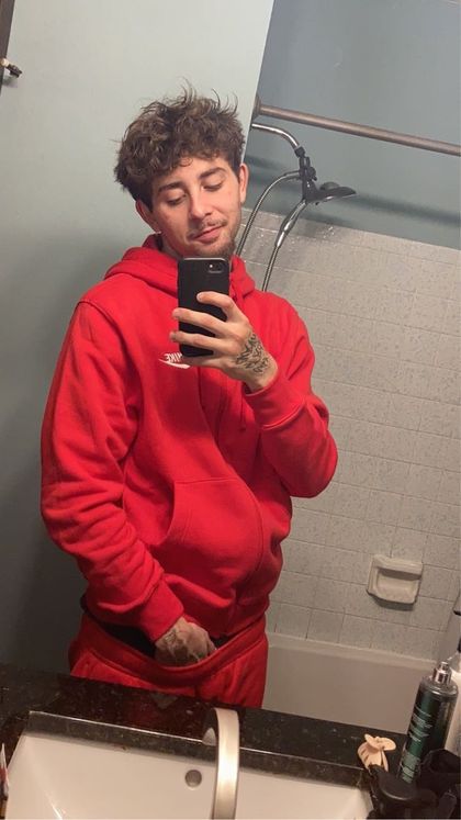 u229408366 OnlyFans picture