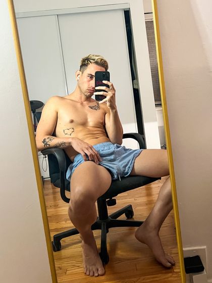prestonblake OnlyFans picture