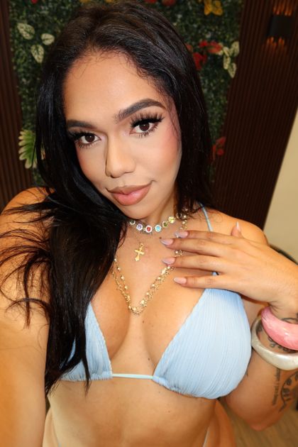 miahcatalinaa OnlyFans picture