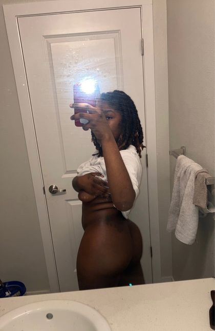 slimlanice OnlyFans picture