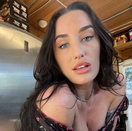 coupleinroom69 OnlyFans picture