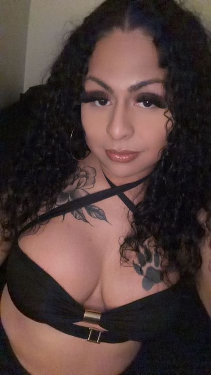 ivykavoulari OnlyFans picture