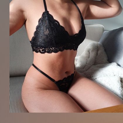 emilyhardyfree OnlyFans picture