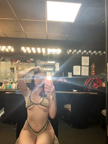 onlykelly22 OnlyFans picture