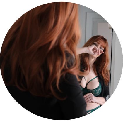 somethingaboutred OnlyFans picture