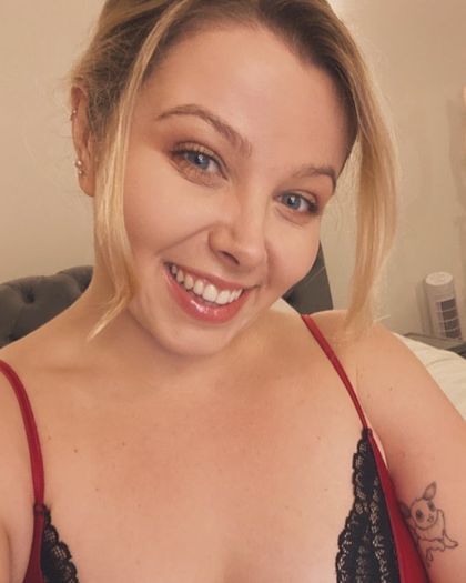 bellaroseukfree OnlyFans picture