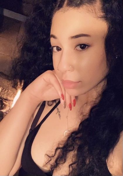 yellaelegance OnlyFans picture