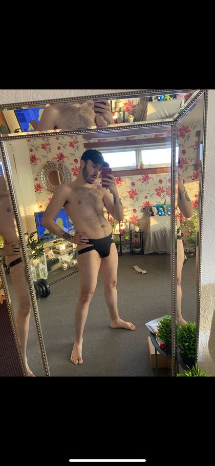 naughtytom22 OnlyFans picture