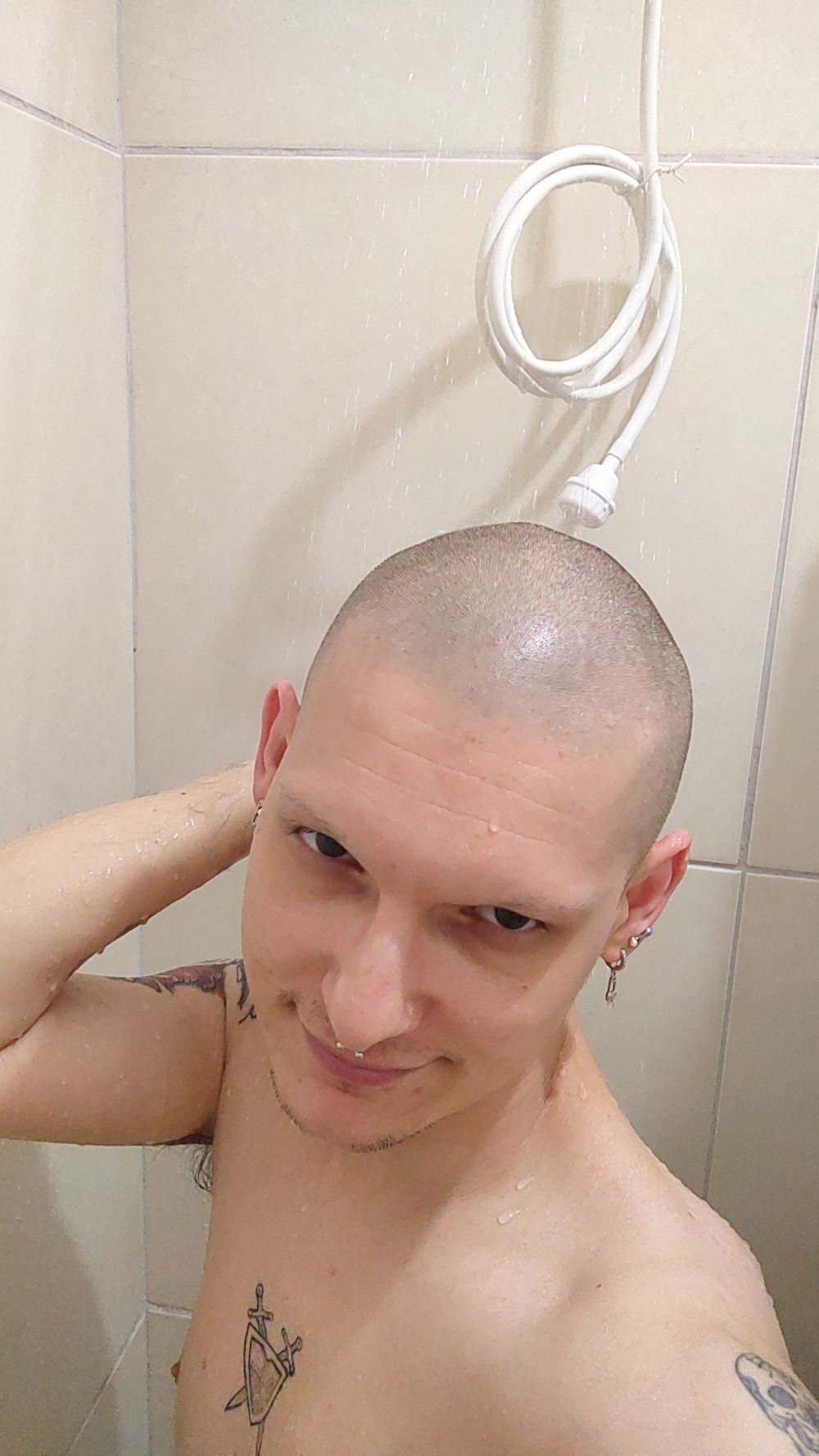 bald_slave OnlyFans profile picture