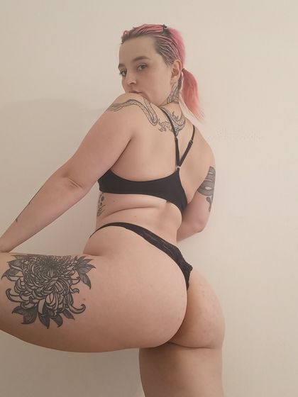 lovingmila OnlyFans picture