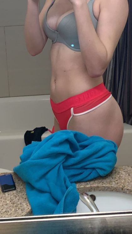 nutturbutt OnlyFans picture