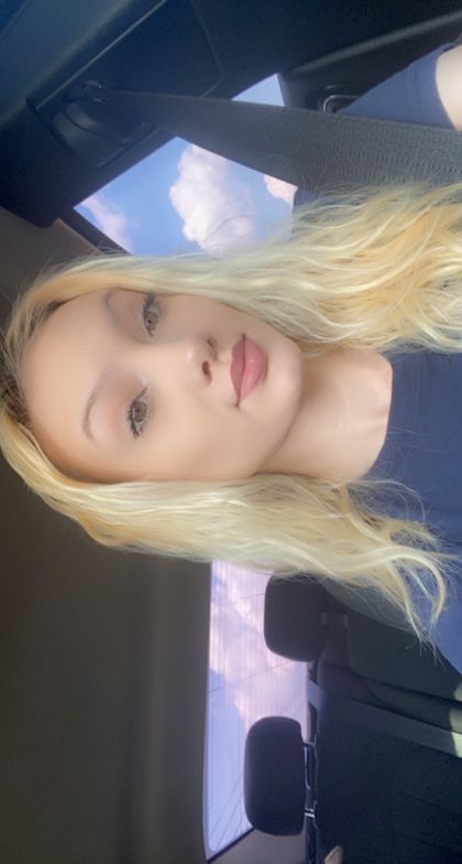 hollybae22 OnlyFans picture