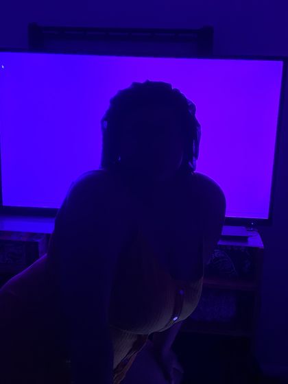 hunnilu OnlyFans picture