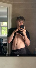 danwoolleyy OnlyFans - Free Trial - Photos - Socials | FansMetrics.com