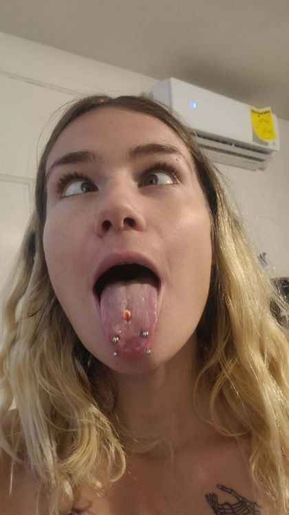 lovleywhitegirl OnlyFans picture