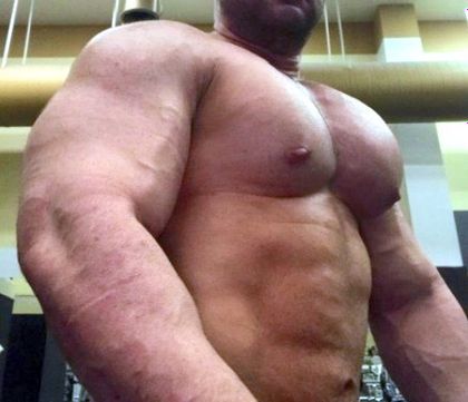 ryanmusclegod OnlyFans picture