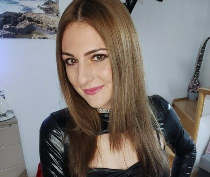caraworthy OnlyFans picture