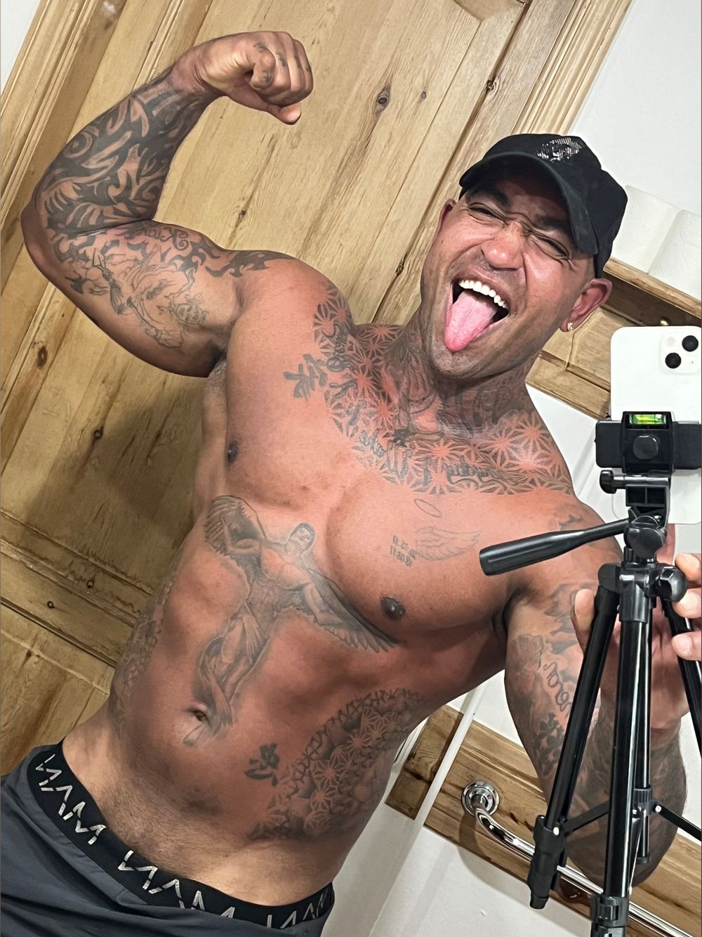 bedroombully83 OnlyFans profile picture
