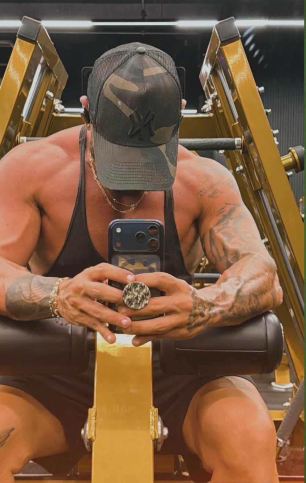 adonrubi.com OnlyFans profile picture