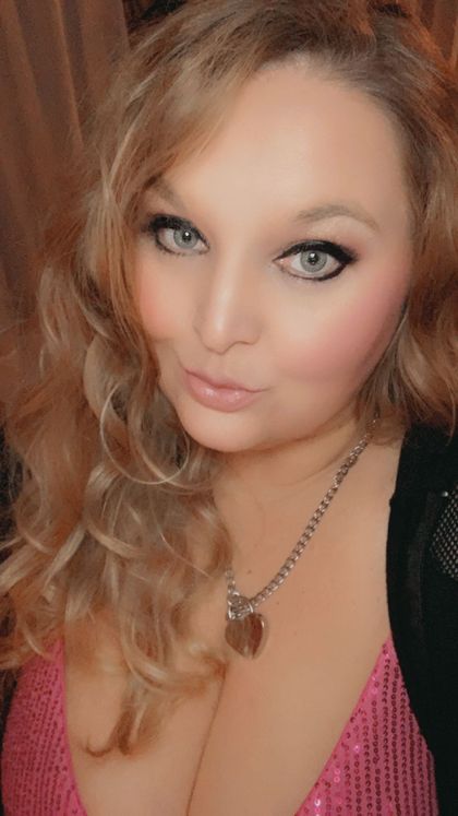 curvypineapple OnlyFans picture