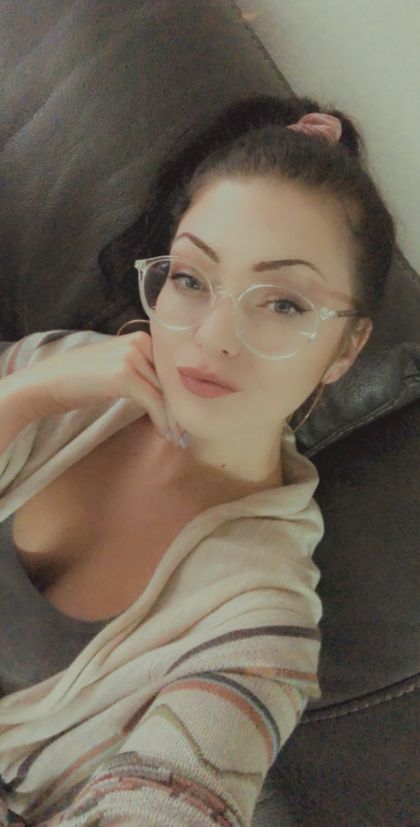 finewineclementine OnlyFans picture