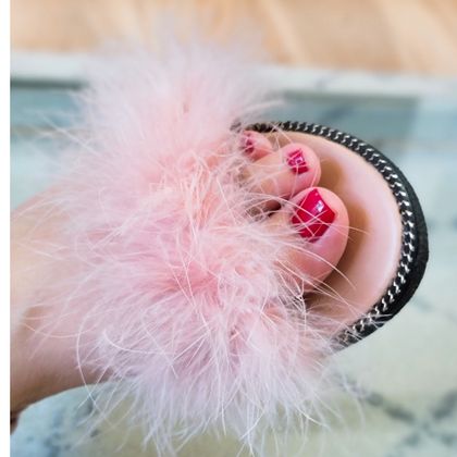 ampletoes OnlyFans picture