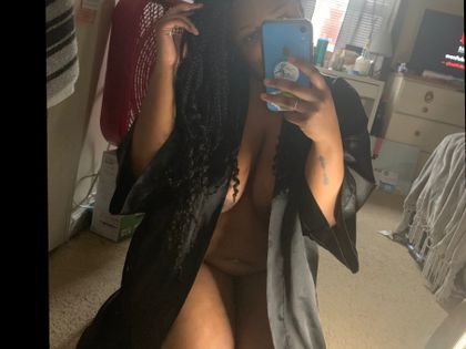 titts.n.toes OnlyFans picture