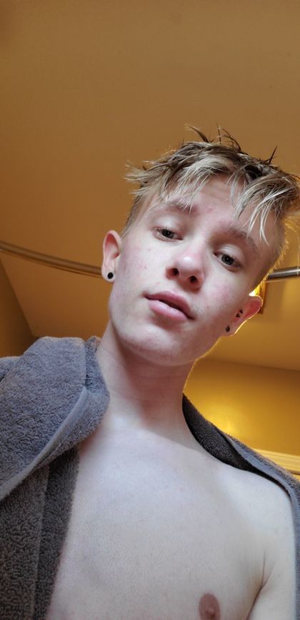 blondetwink69 OnlyFans picture