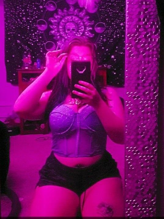 sxredxxx OnlyFans profile picture